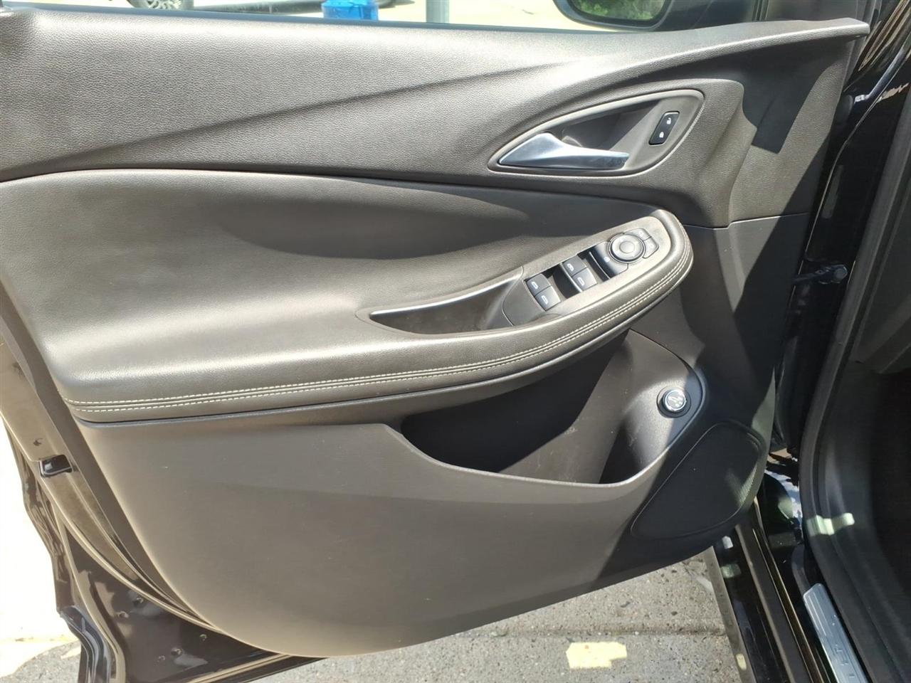 Buick Encore GX FWD 4dr Select 2023