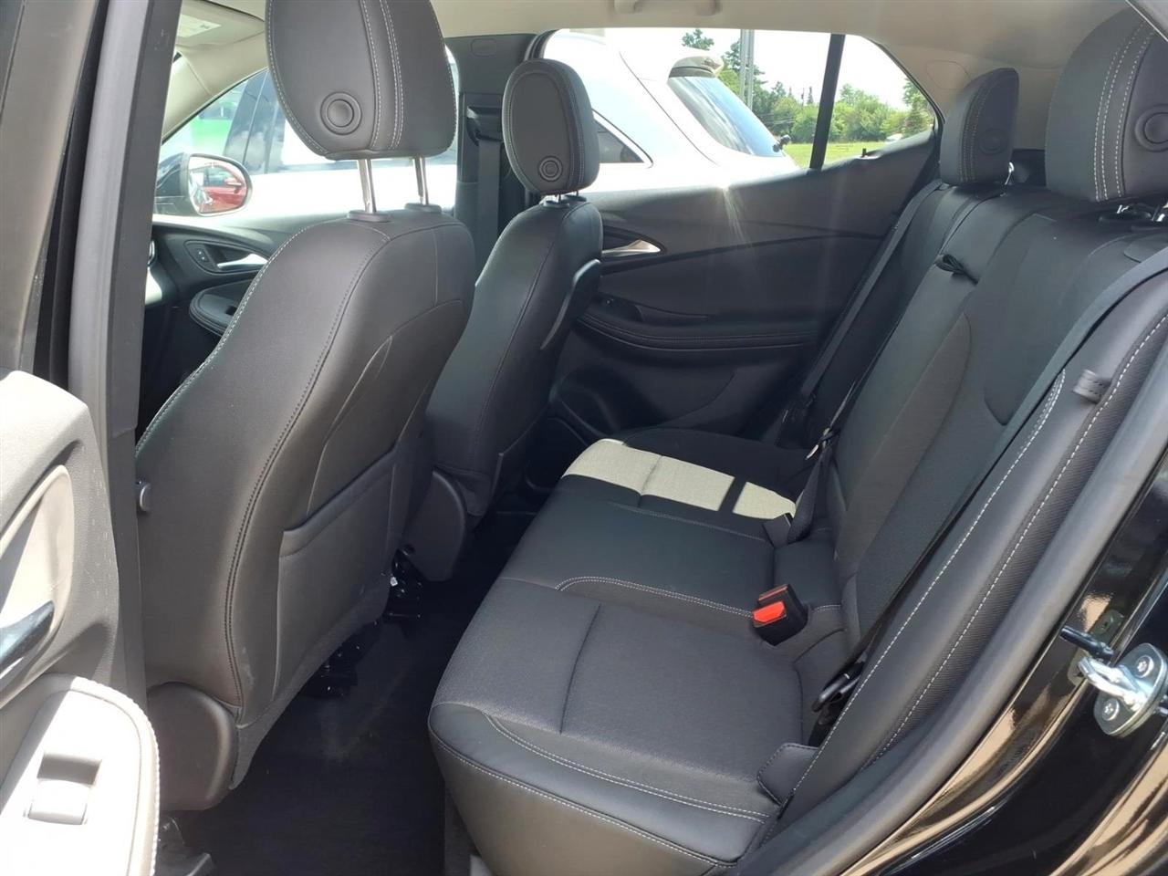 Buick Encore GX FWD 4dr Select 2023