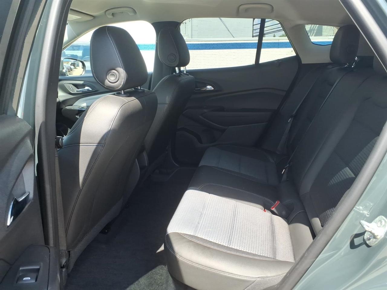 Chevrolet Trax FWD 4dr LT 2025