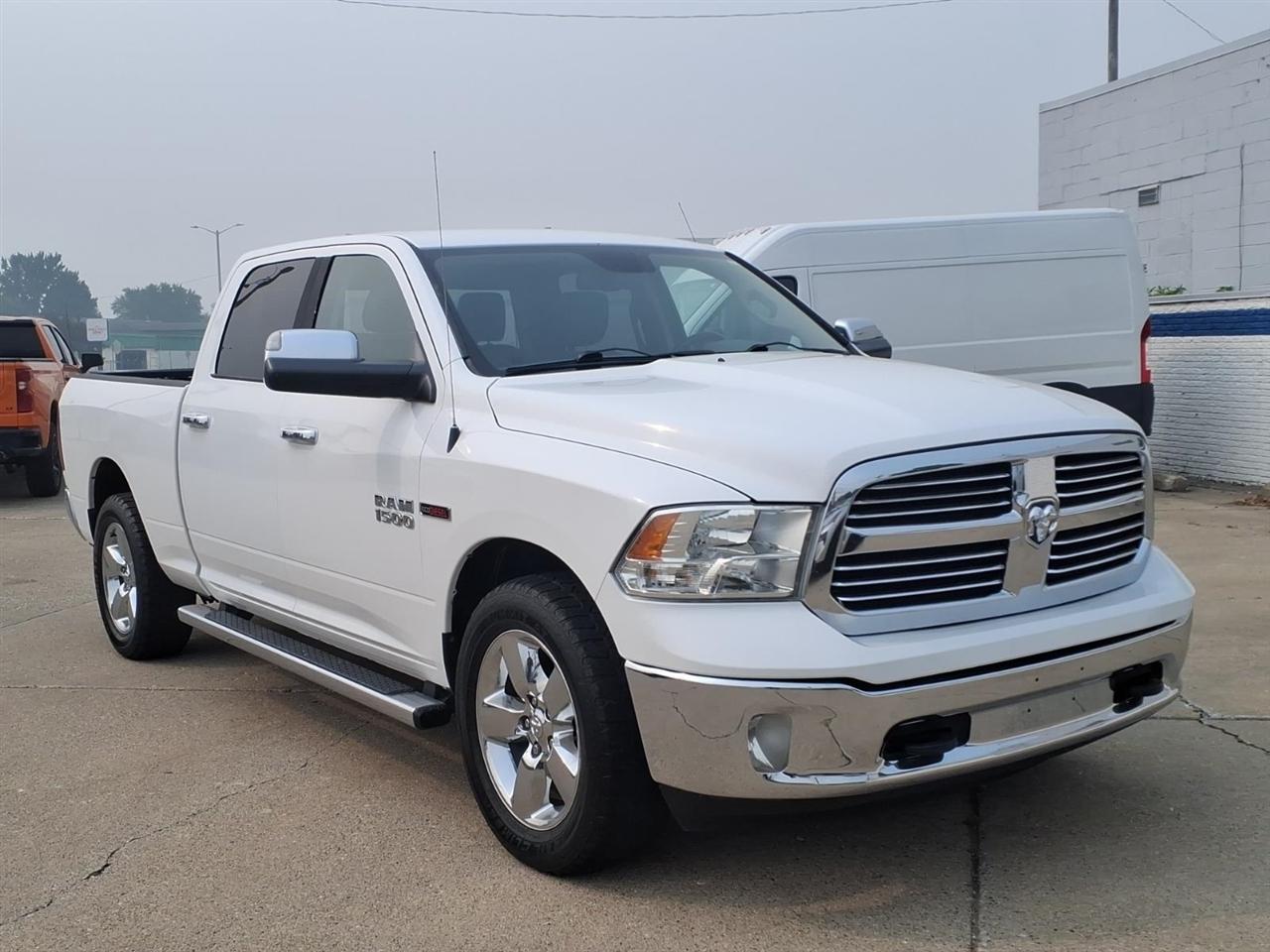 RAM 1500 4WD Crew Cab 149" Big Horn 2015