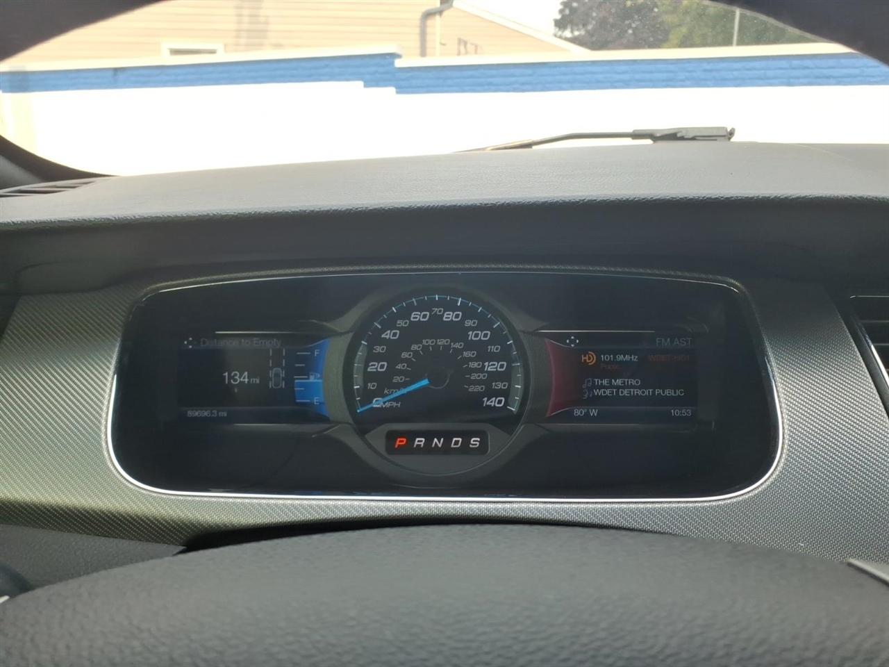 Ford Taurus 4dr Sdn SHO AWD 2015