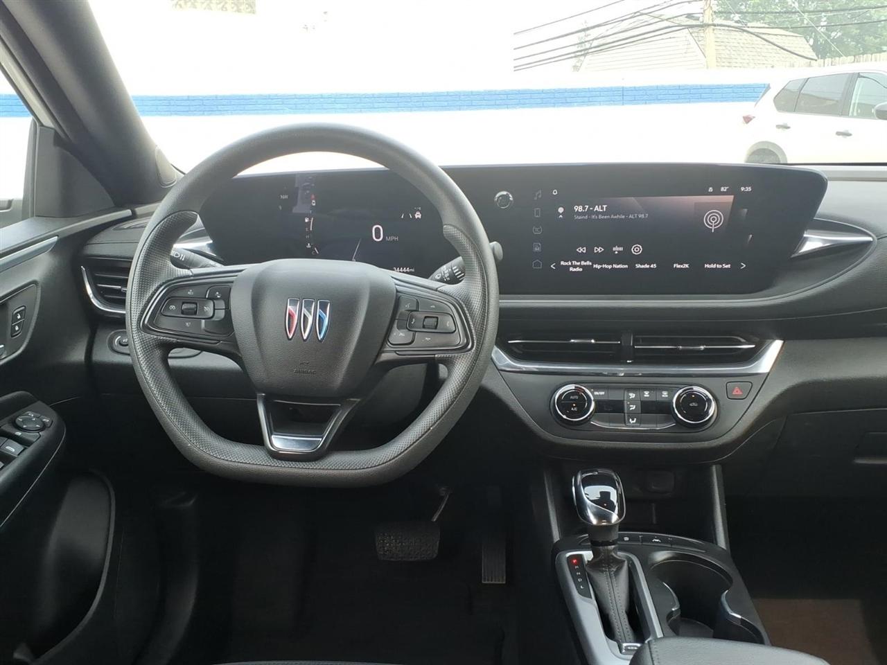 Buick Envista FWD 4dr Preferred 2025