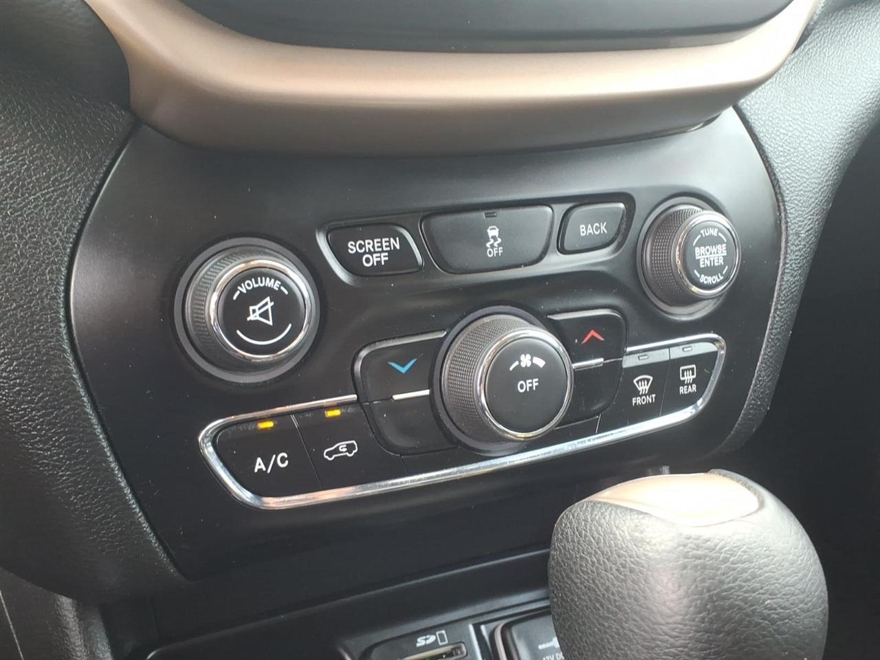 Jeep Cherokee Latitude FWD 2017