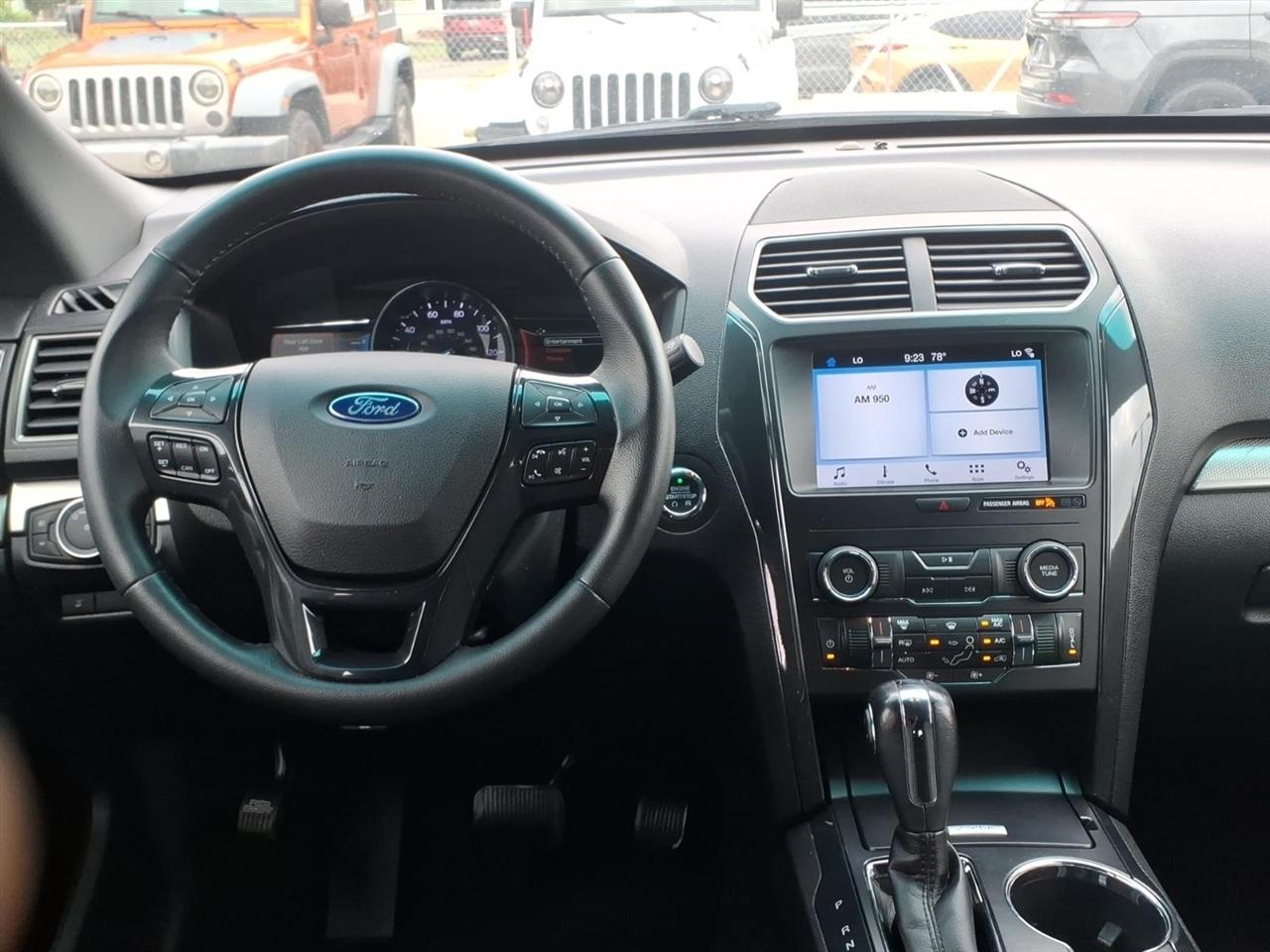 Ford Explorer XLT 4WD 2019