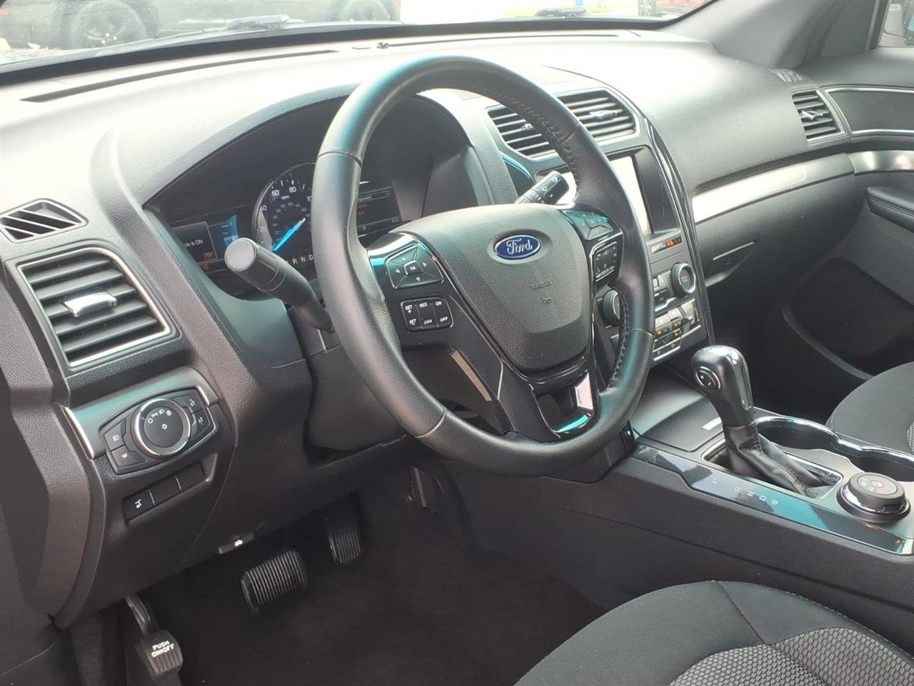 Ford Explorer XLT 4WD 2019