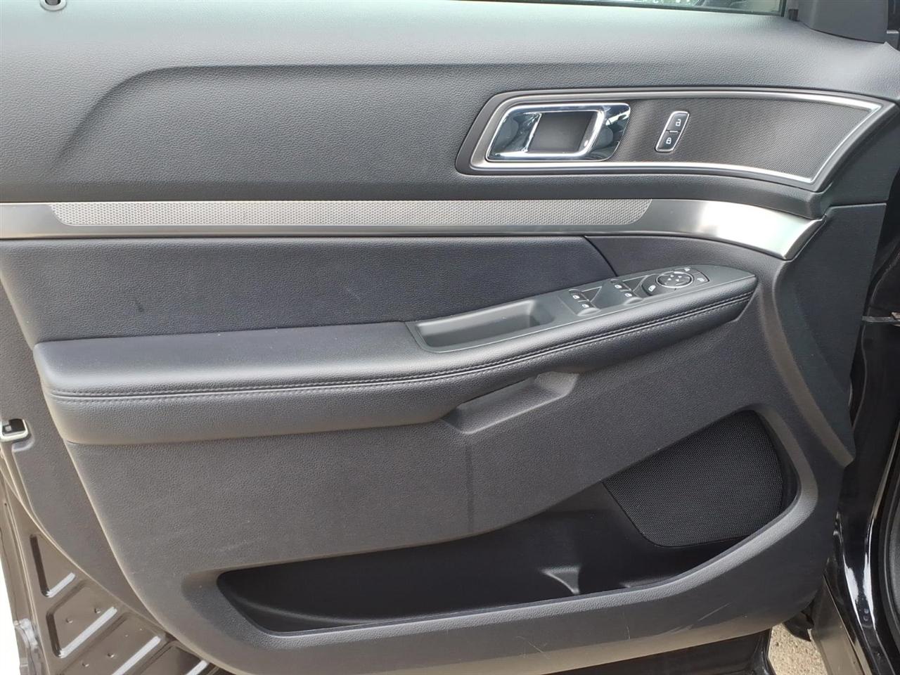Ford Explorer XLT 4WD 2019