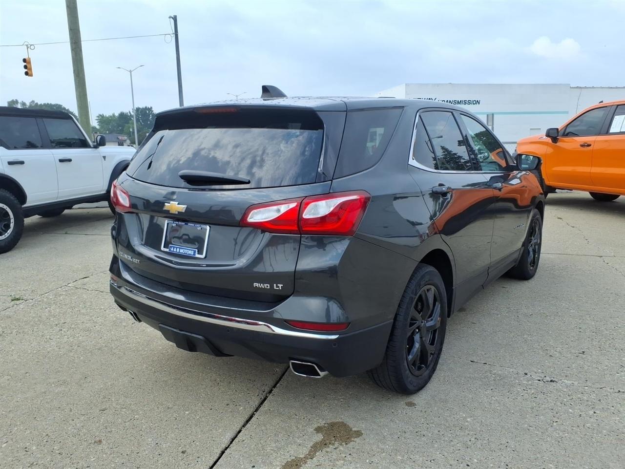 Chevrolet Equinox AWD 4dr LT w/2LT 2018