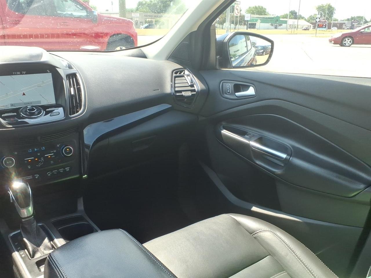 Ford Escape Titanium 4WD 2019