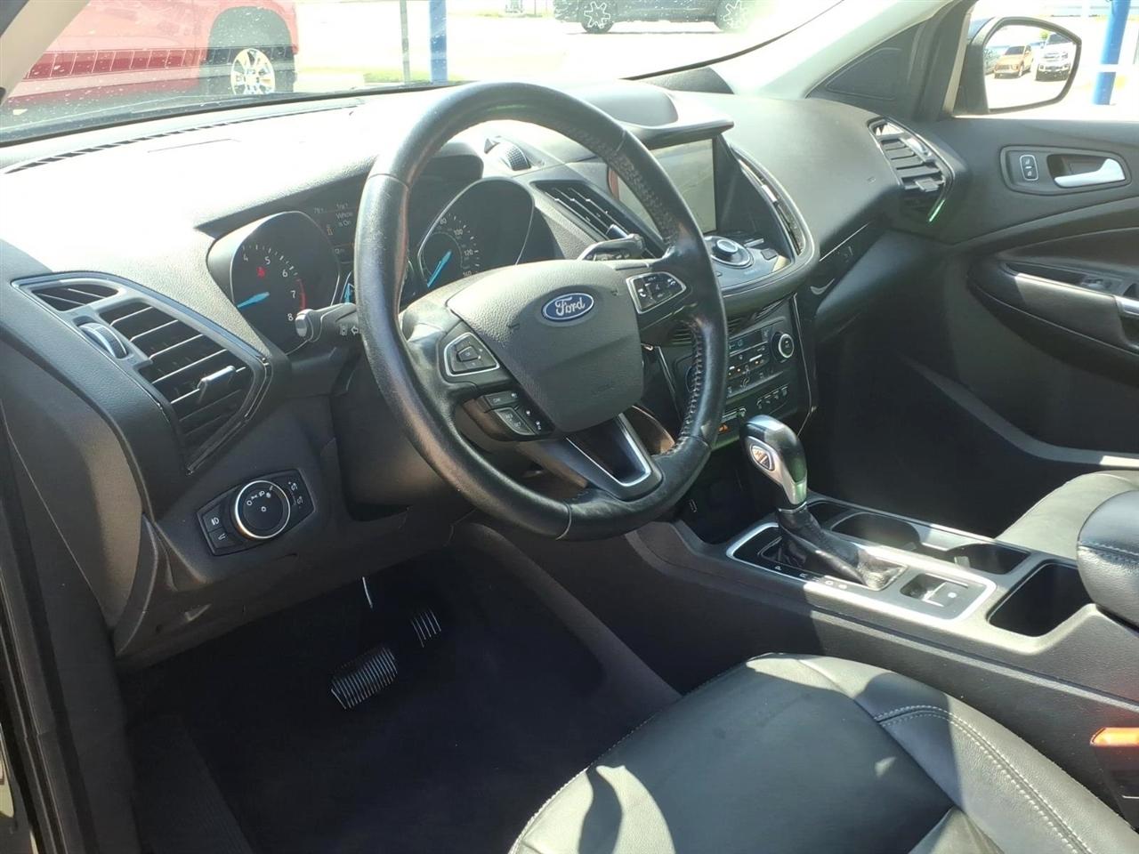 Ford Escape Titanium 4WD 2019