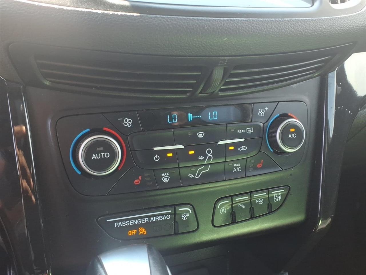 Ford Escape Titanium 4WD 2019