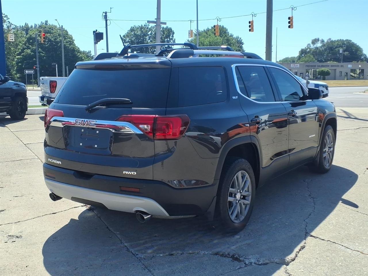 GMC Acadia AWD 4dr SLT w/SLT-1 2018