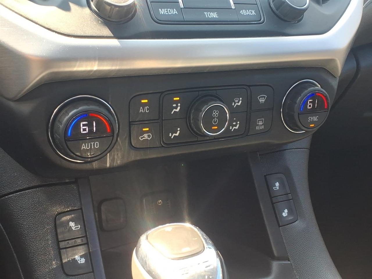 GMC Acadia AWD 4dr SLT w/SLT-1 2018