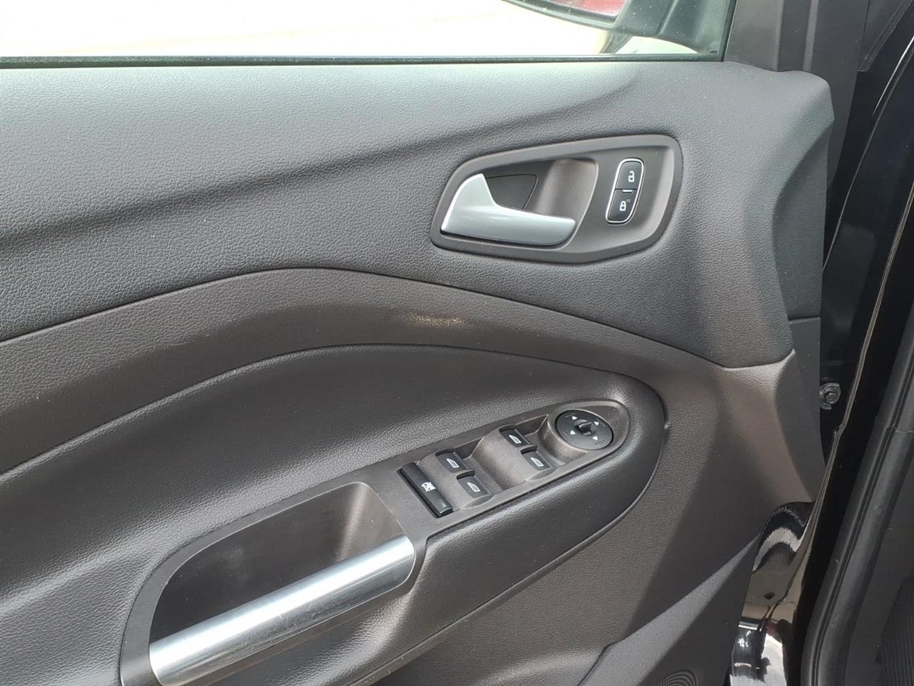 Ford Escape SE FWD 2018
