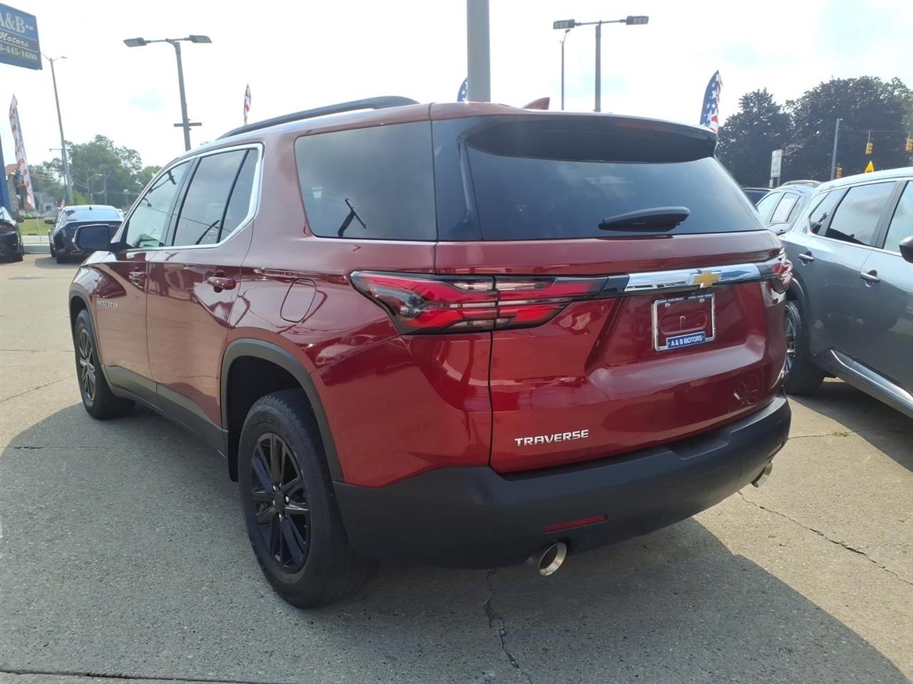 Chevrolet Traverse FWD 4dr LT Cloth w/1LT 2023