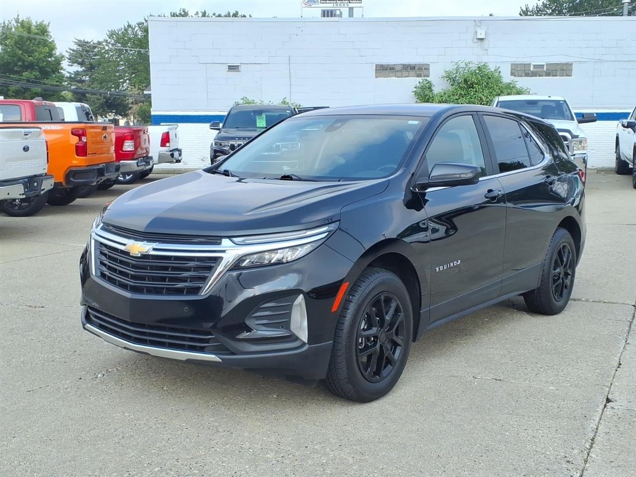 Chevrolet Equinox AWD 4dr LT w/1LT 2023