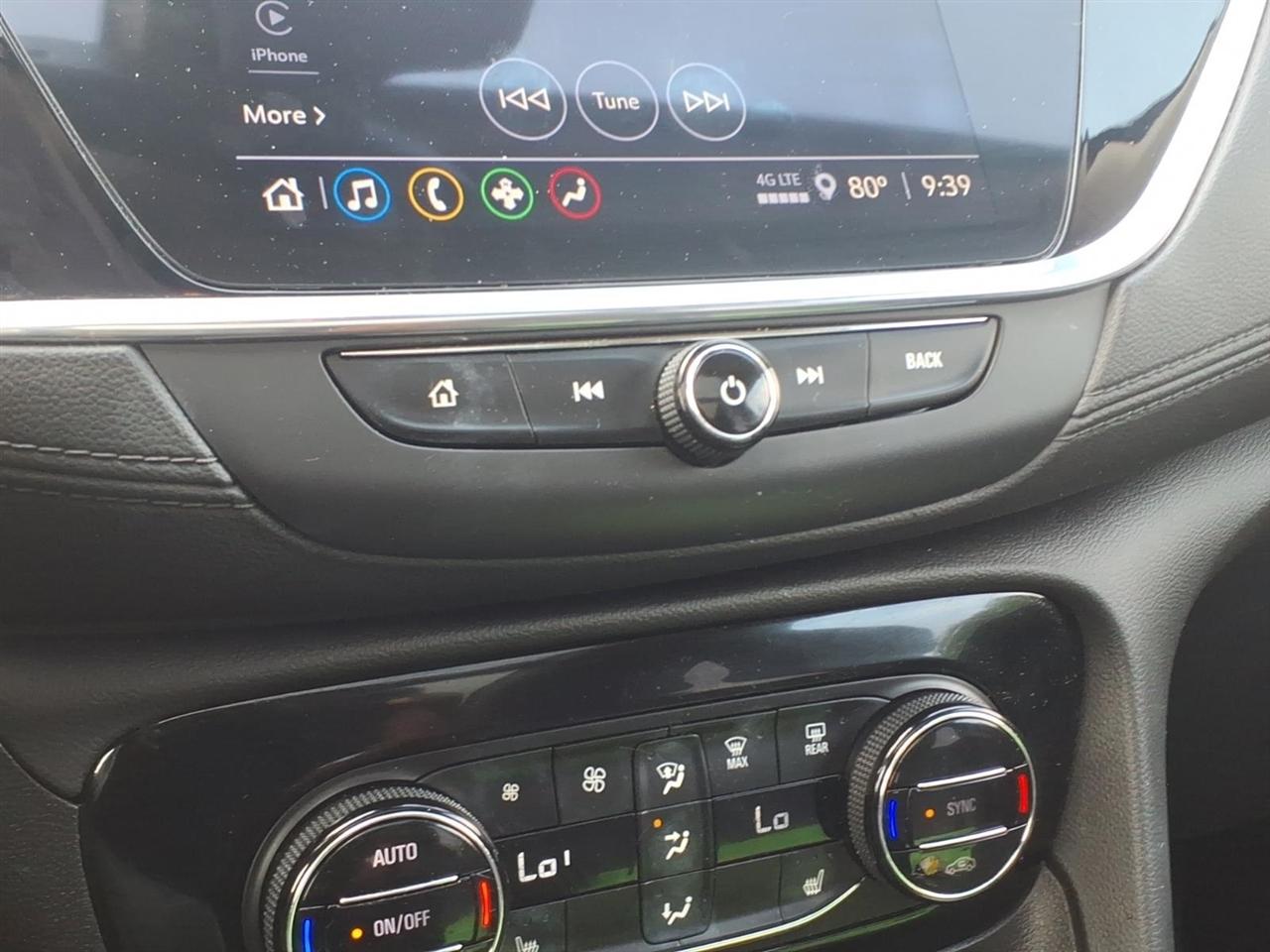 Buick Encore GX AWD 4dr Essence 2022