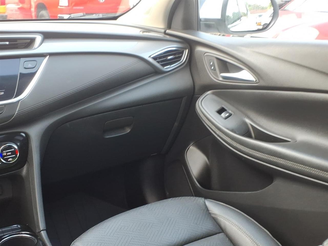 Buick Encore GX AWD 4dr Essence 2022