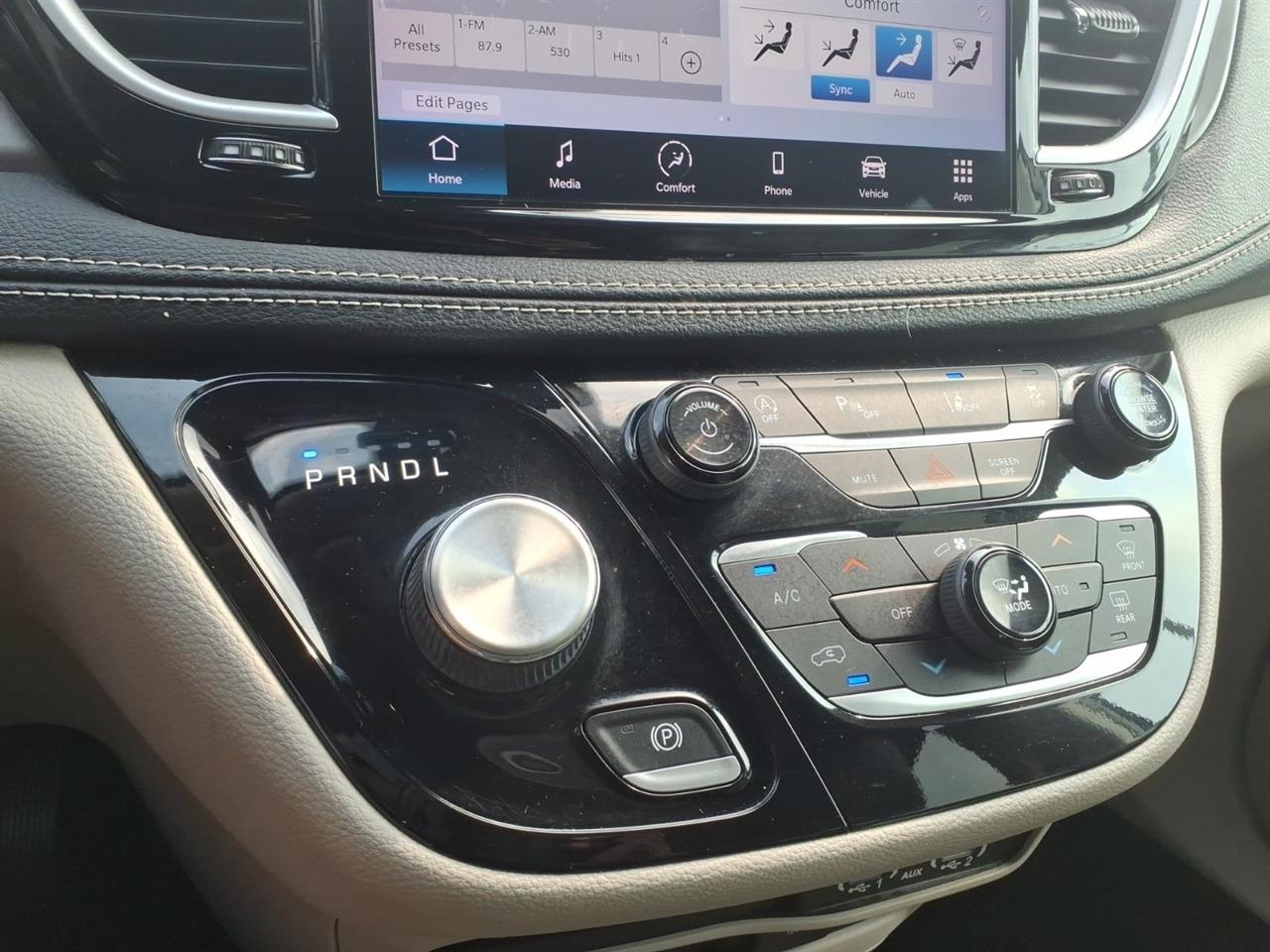 Chrysler Pacifica Touring L FWD 2022