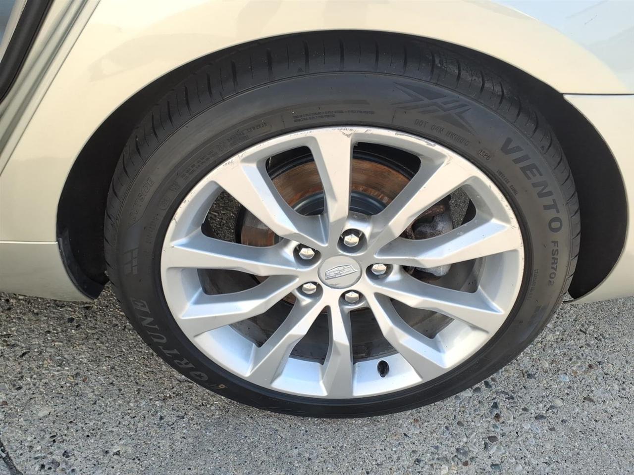 Cadillac XTS 4dr Sdn Luxury Collection AWD 2016