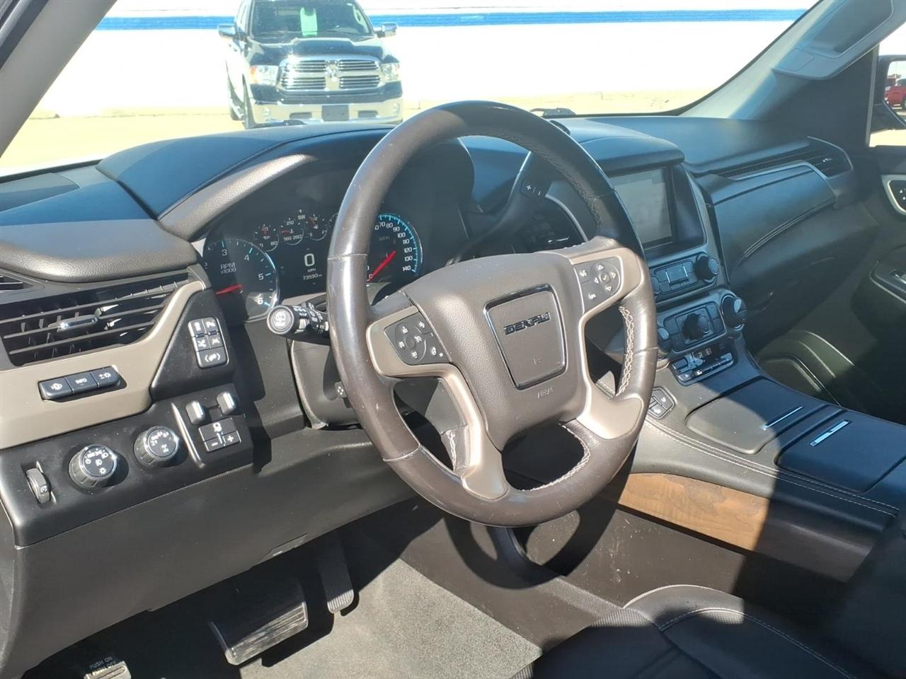 GMC Yukon 4WD 4dr Denali 2018