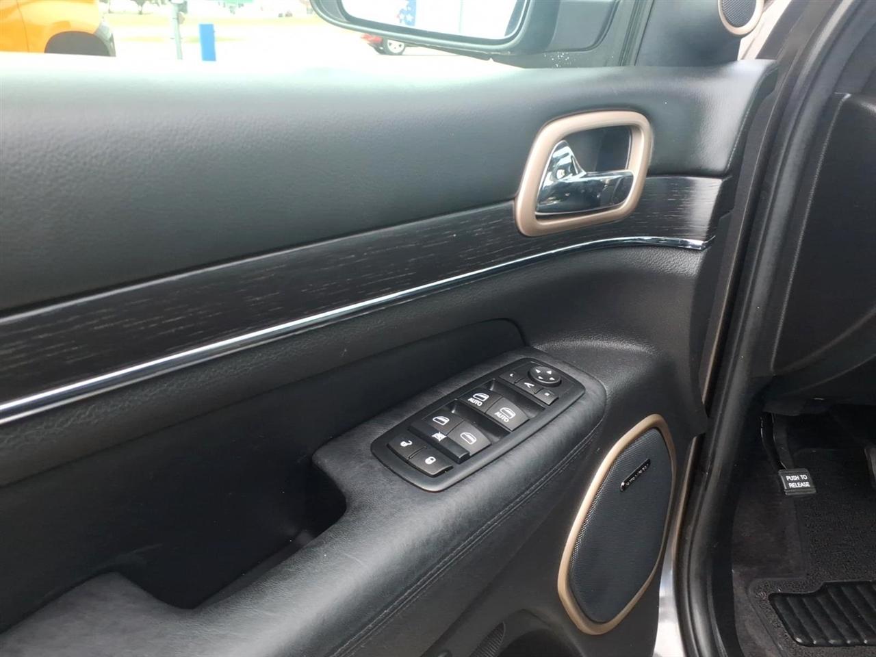 Jeep Grand Cherokee 4WD 4dr Summit 2016