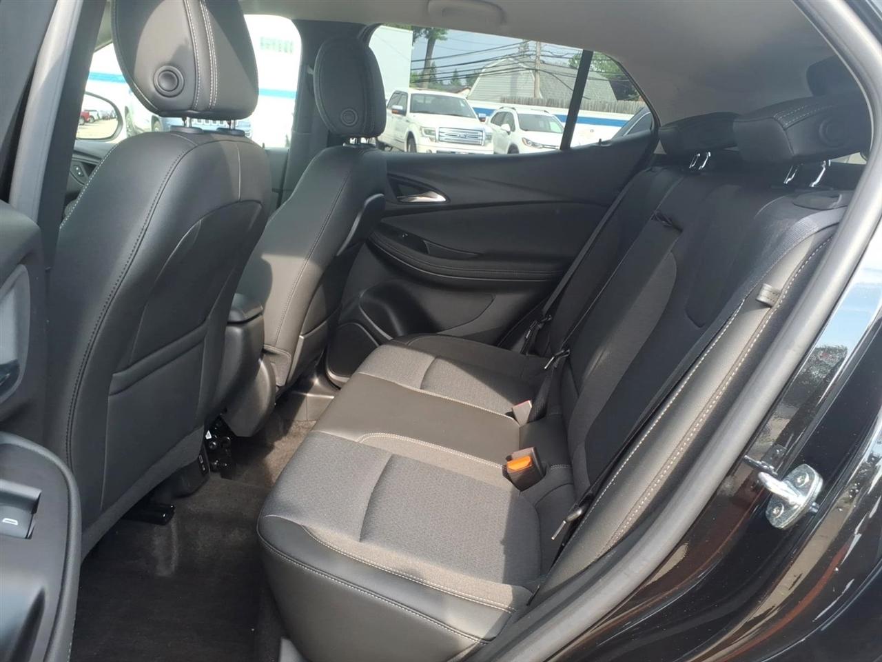 Buick Encore GX AWD 4dr Select 2023