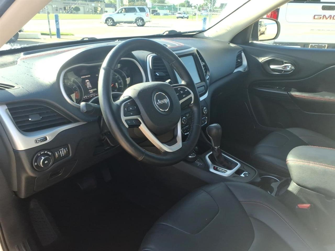 Jeep Cherokee 4WD 4dr Trailhawk 2015