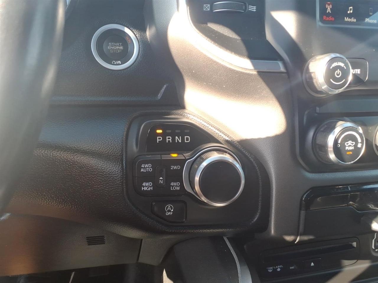 RAM 1500 Big Horn/Lone Star 4x4 Crew Cab 5'7" Box 2019