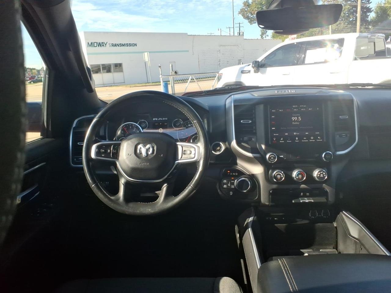 RAM 1500 Big Horn/Lone Star 4x4 Crew Cab 5'7" Box 2019