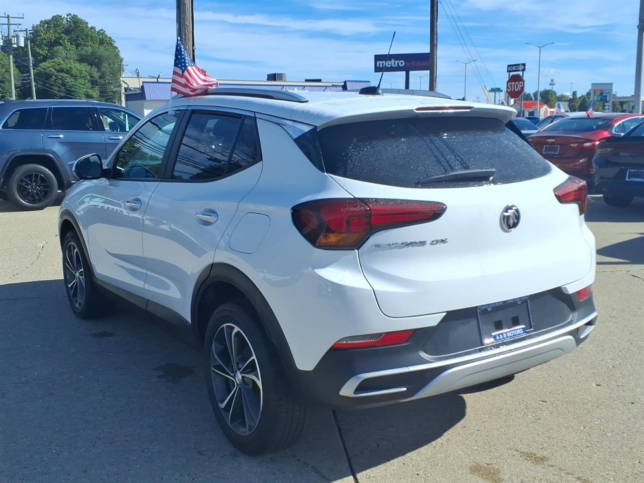 Buick Encore GX FWD 4dr Select 2023