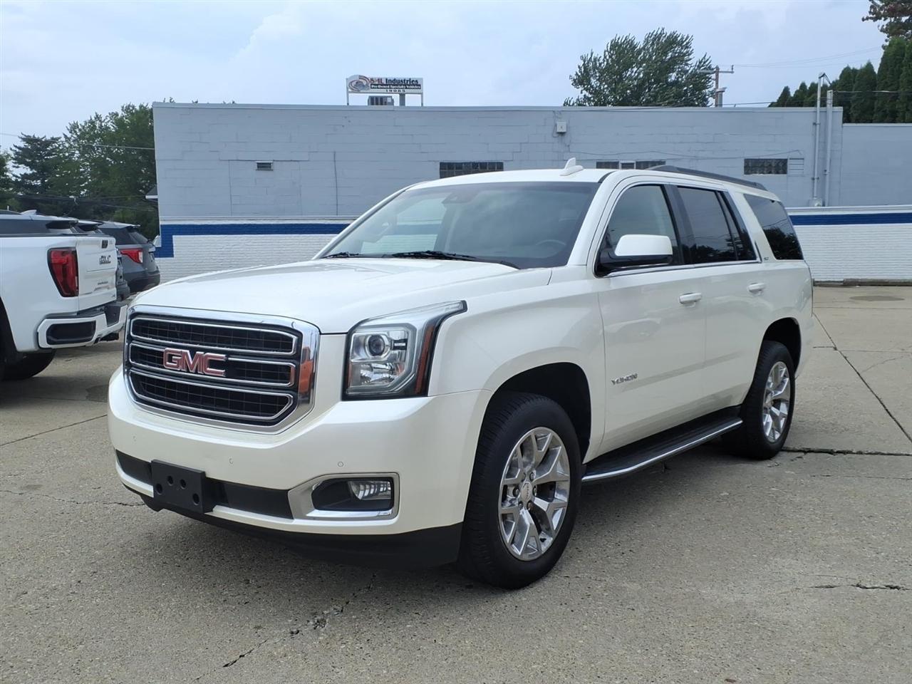 GMC Yukon 4WD 4dr SLT 2015