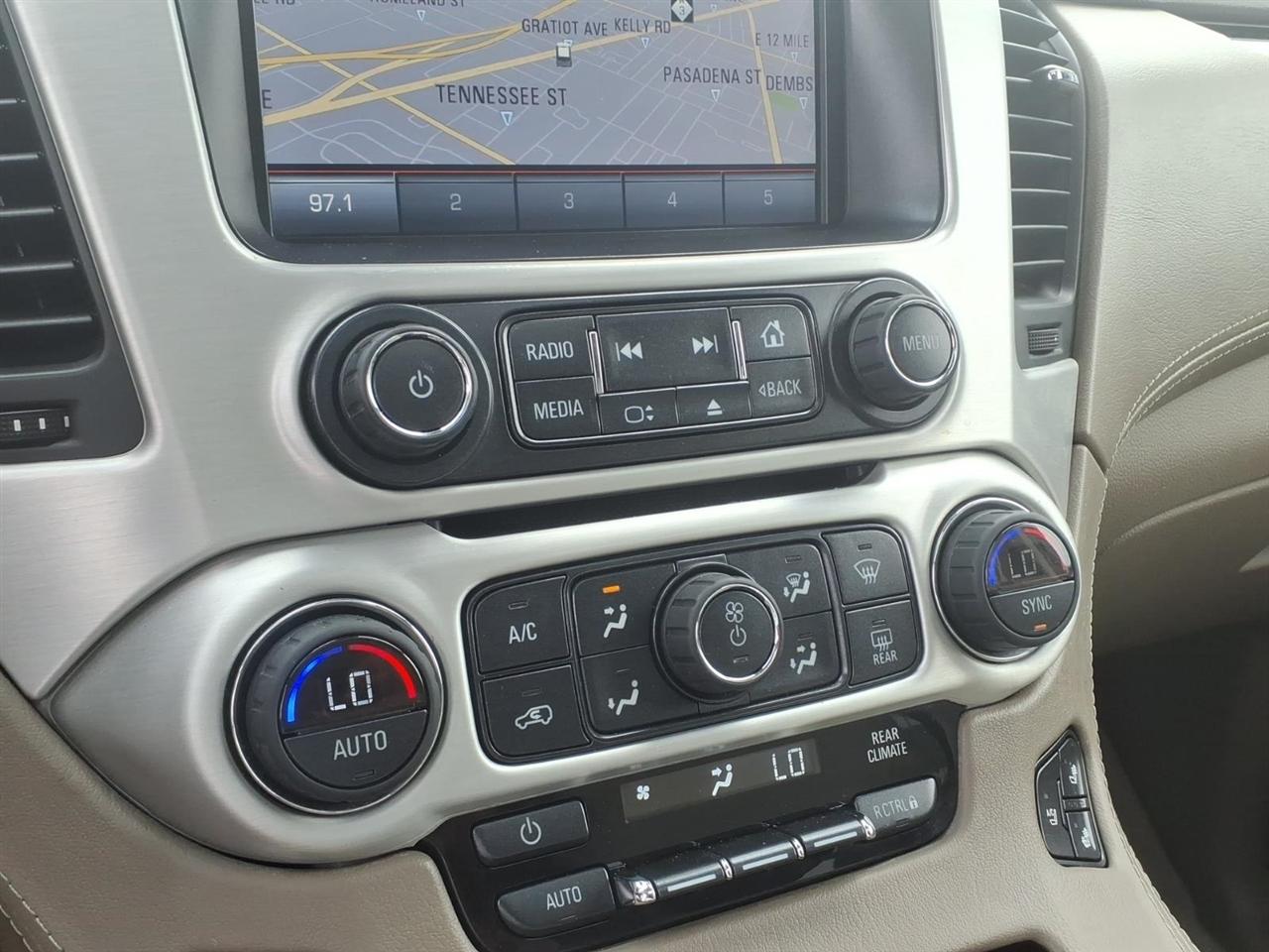 GMC Yukon 4WD 4dr SLT 2015
