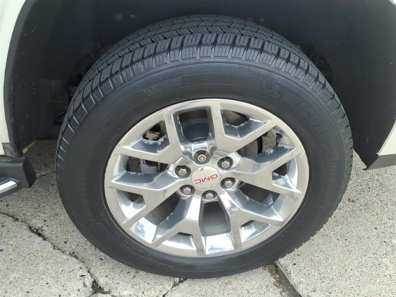 GMC Yukon 4WD 4dr SLT 2015