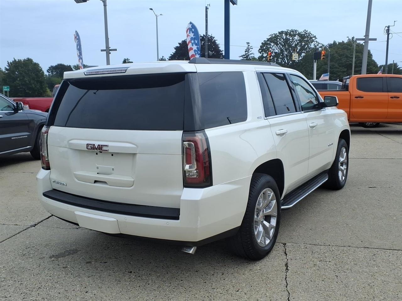 GMC Yukon 4WD 4dr SLT 2015