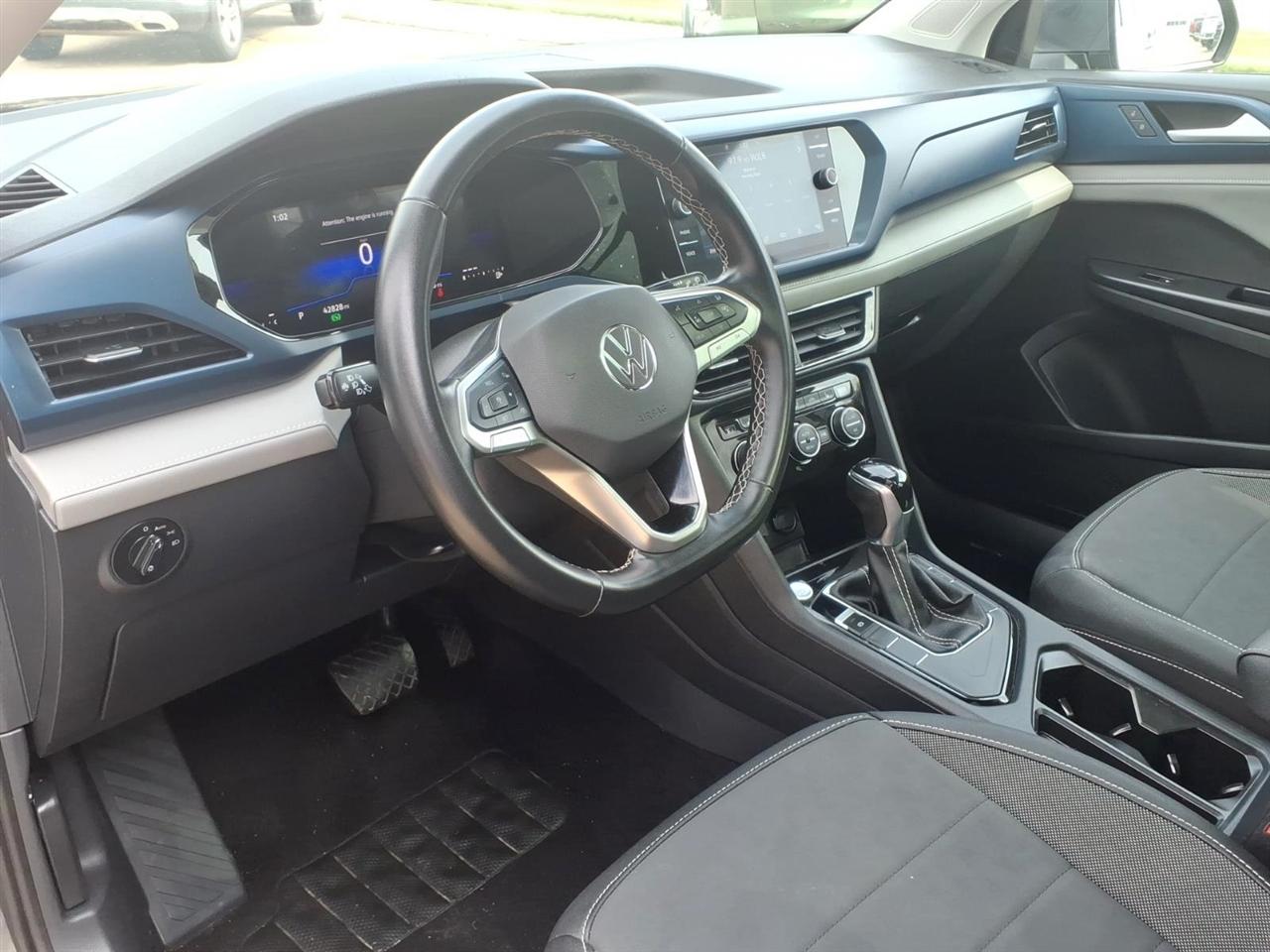 Volkswagen Taos SE FWD 2024