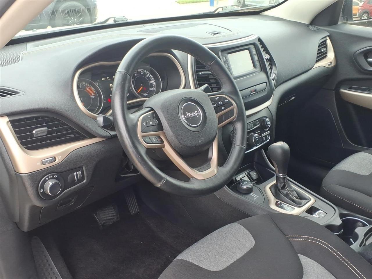 Jeep Cherokee 4WD 4dr Sport 2017