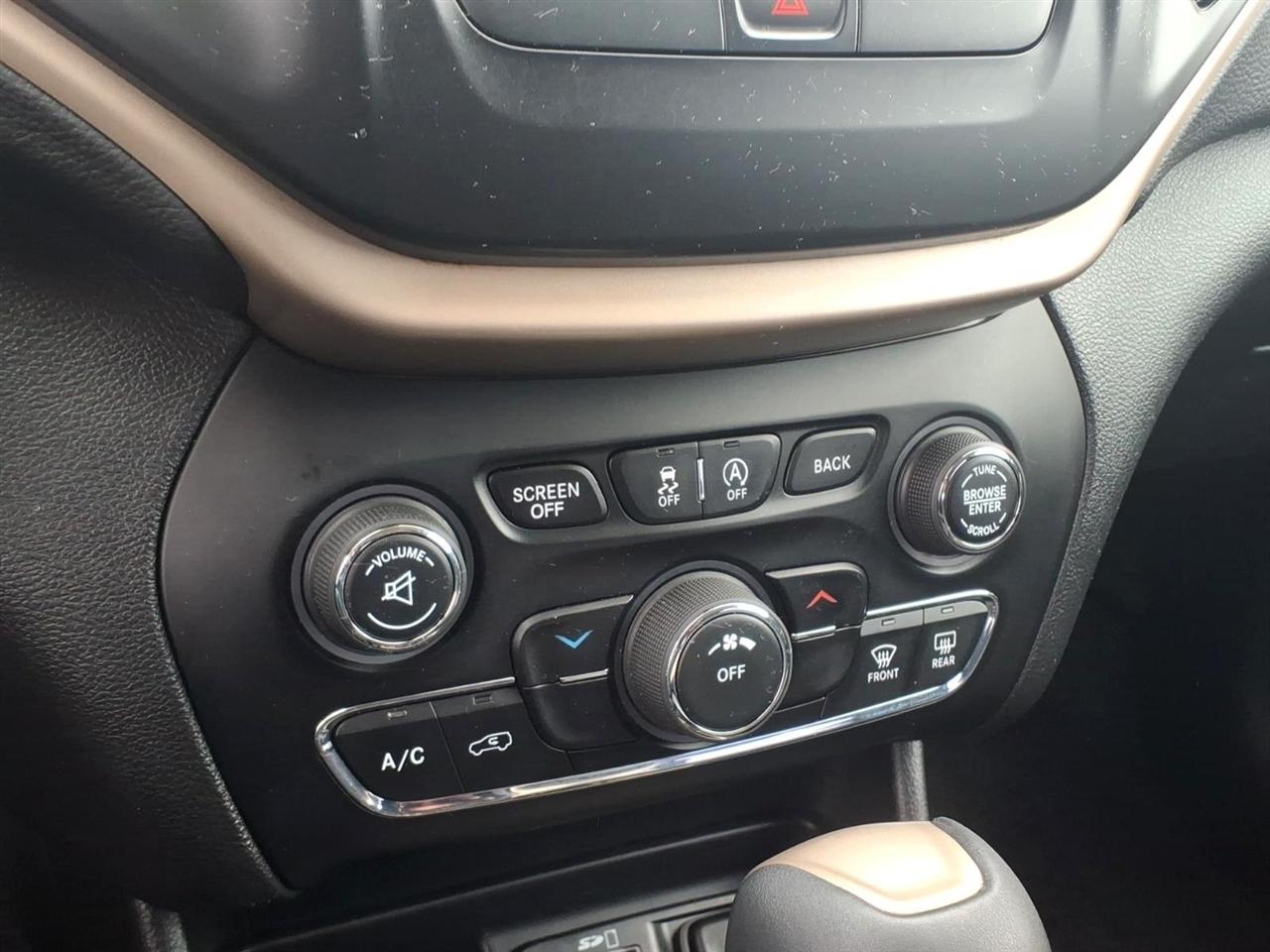 Jeep Cherokee 4WD 4dr Sport 2017