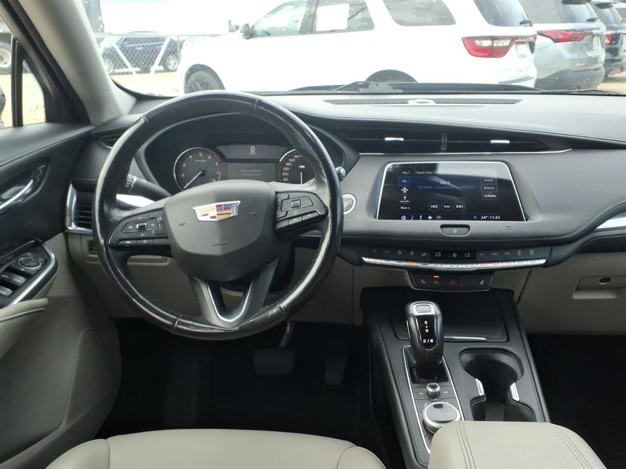 Cadillac XT4 FWD 4dr Luxury 2019