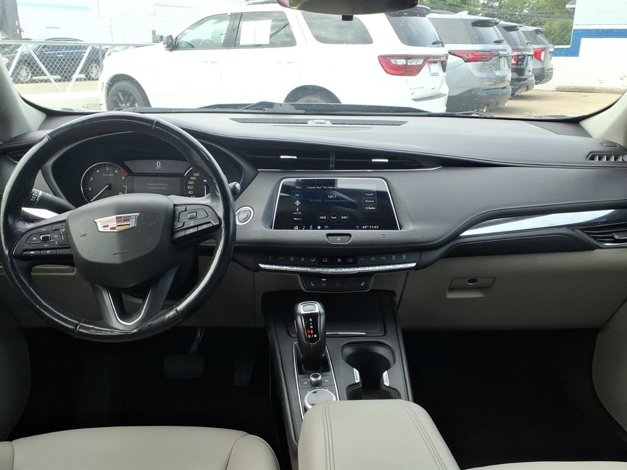 Cadillac XT4 FWD 4dr Luxury 2019