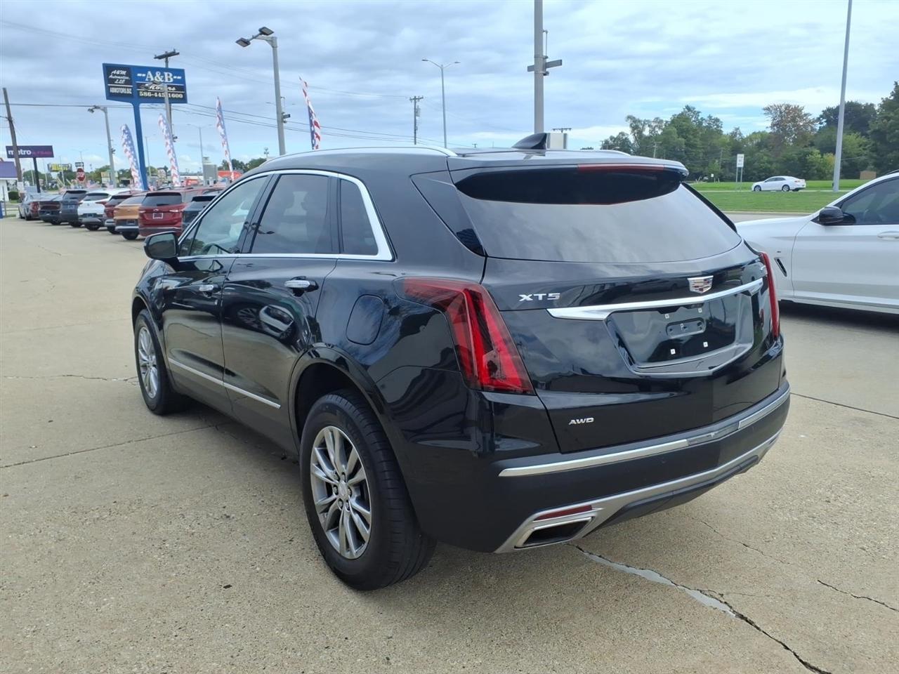 Cadillac XT5 AWD 4dr Premium Luxury 2022