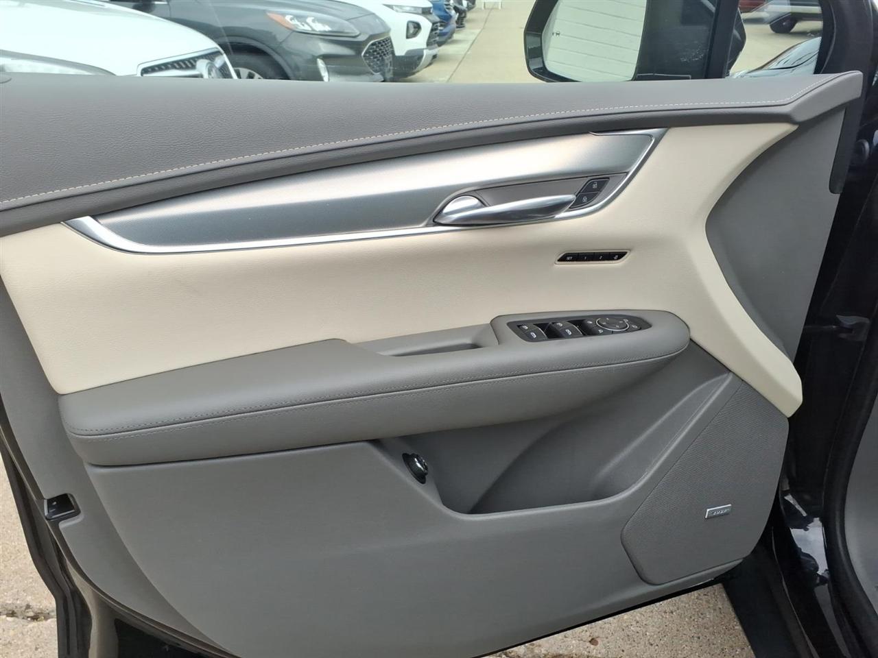 Cadillac XT5 AWD 4dr Premium Luxury 2022