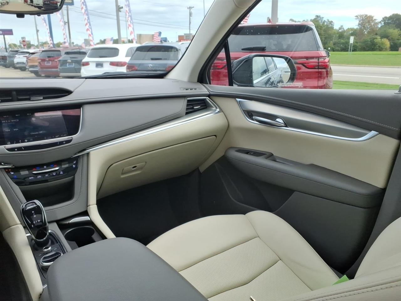 Cadillac XT5 AWD 4dr Premium Luxury 2022