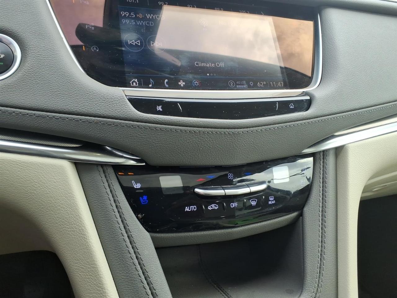 Cadillac XT5 AWD 4dr Premium Luxury 2022