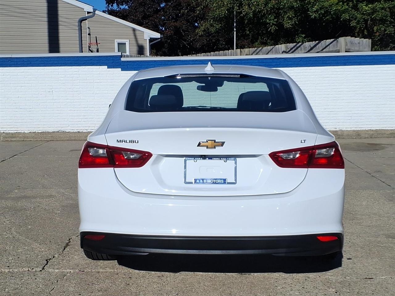 Chevrolet Malibu 4dr Sdn 1LT 2023