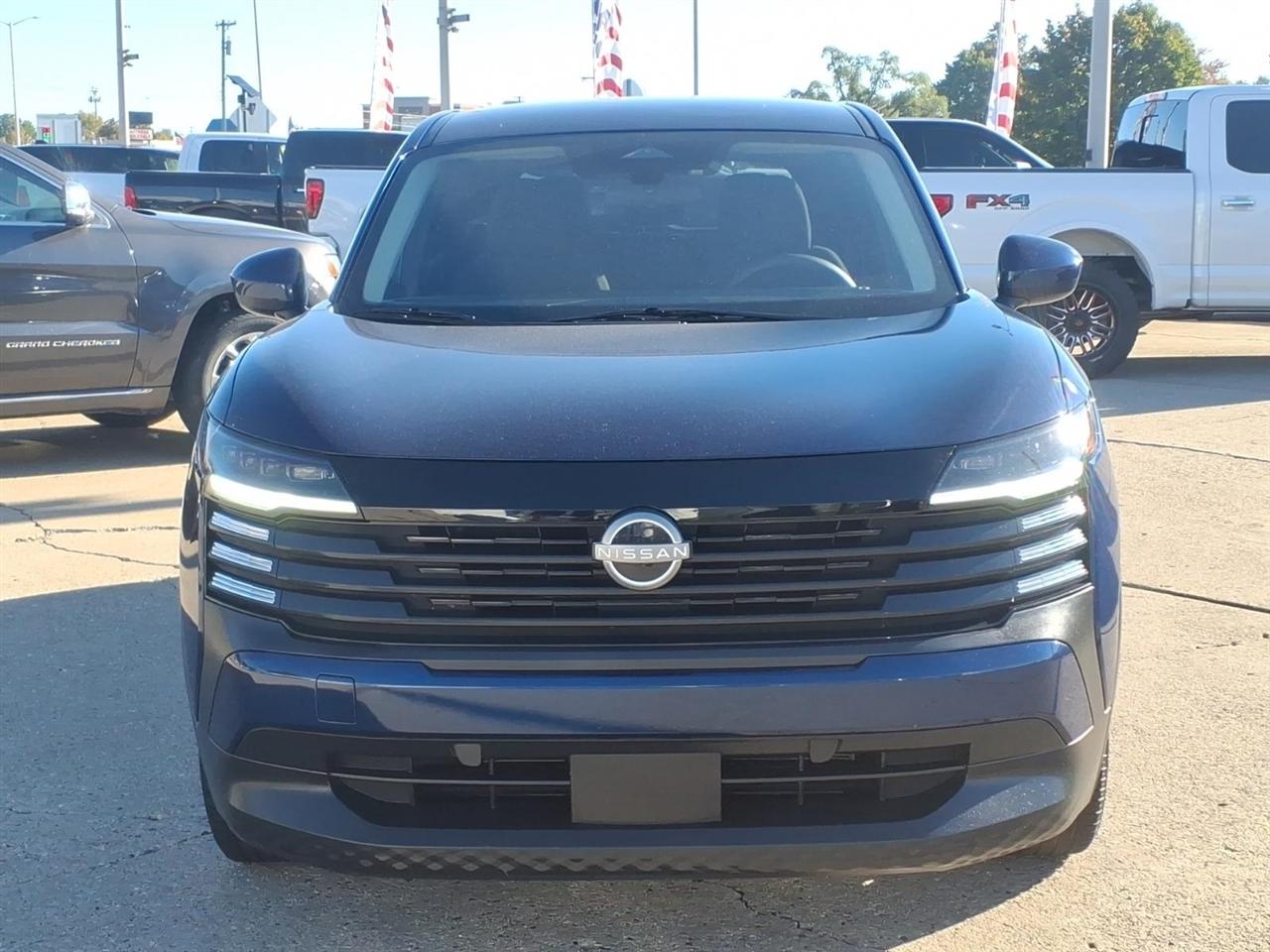 Nissan Kicks SV FWD 2025