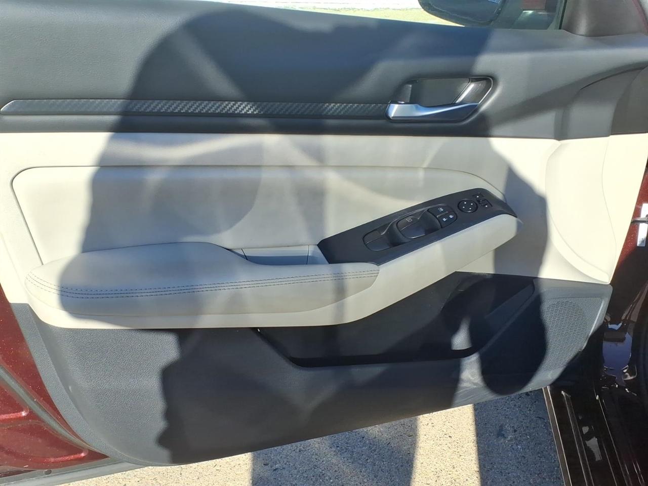 Nissan Altima 2.5 SV Sedan 2024
