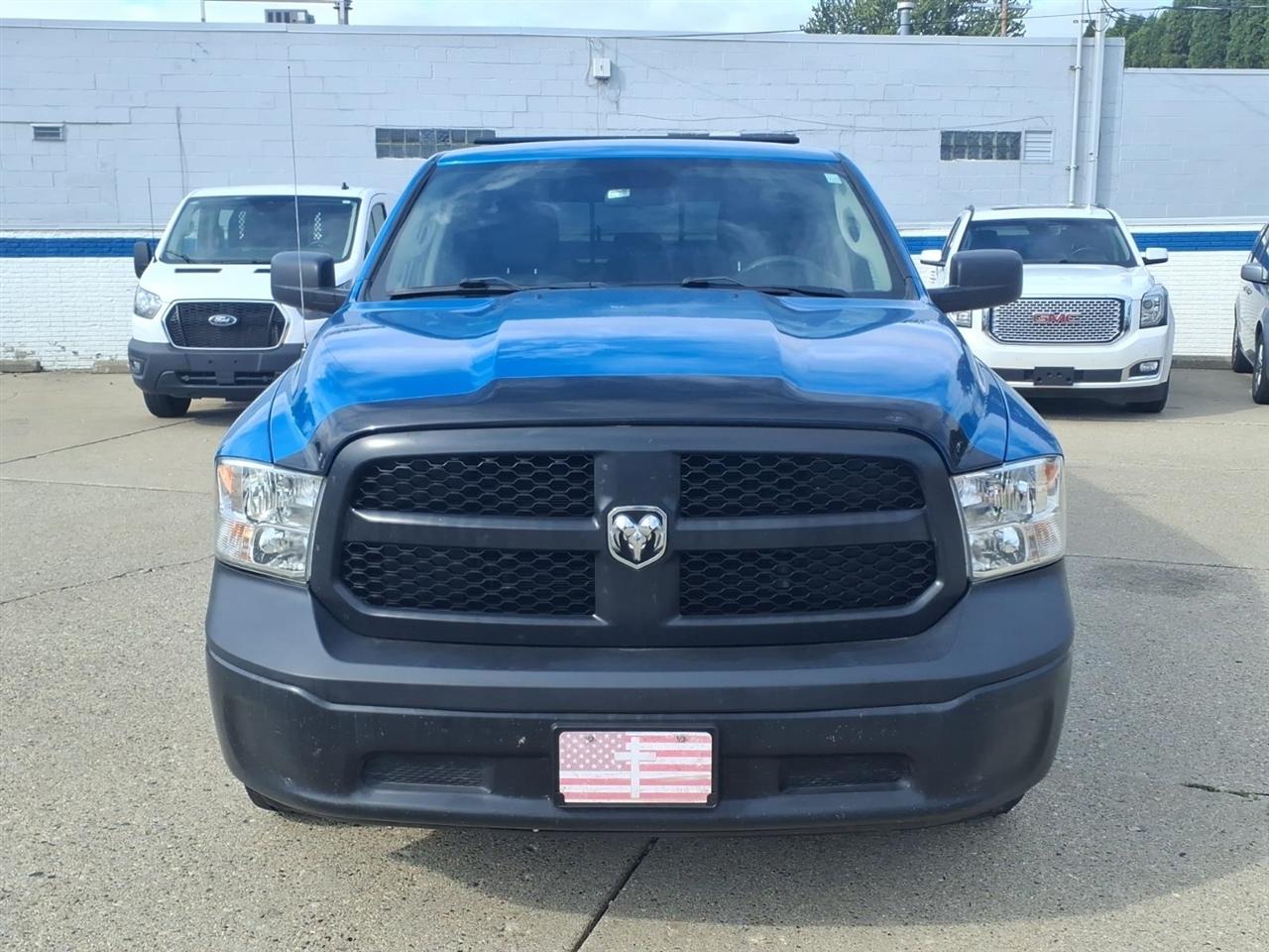 RAM 1500 Classic Tradesman 4x4 Quad Cab 6'4" Box 2023