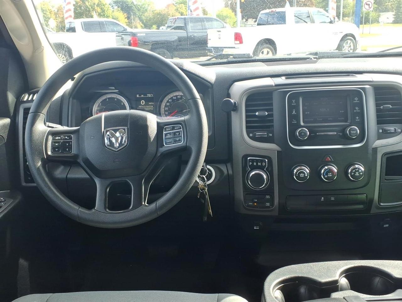 RAM 1500 Classic Tradesman 4x4 Quad Cab 6'4" Box 2023