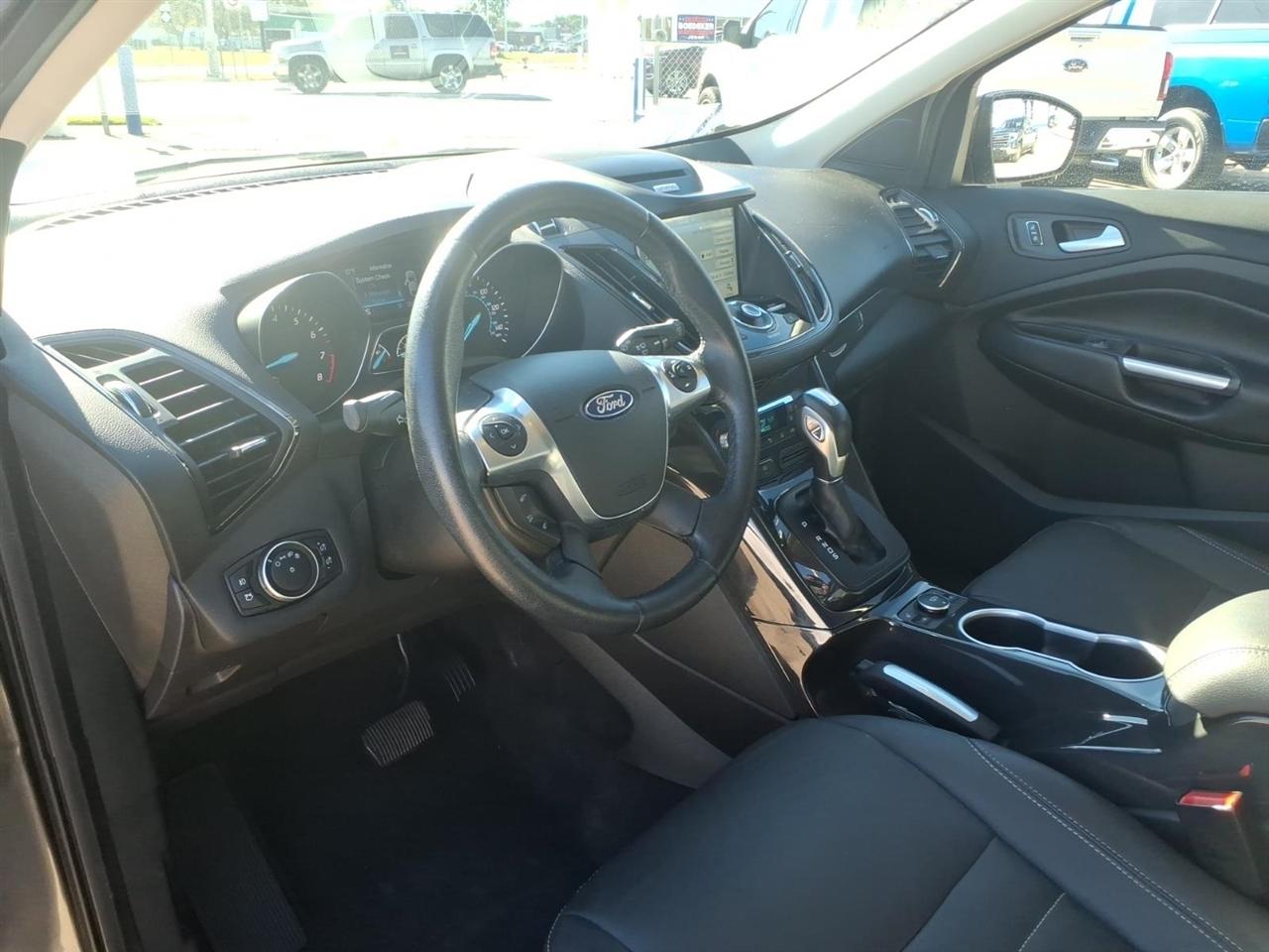 Ford Escape 4WD 4dr Titanium 2016
