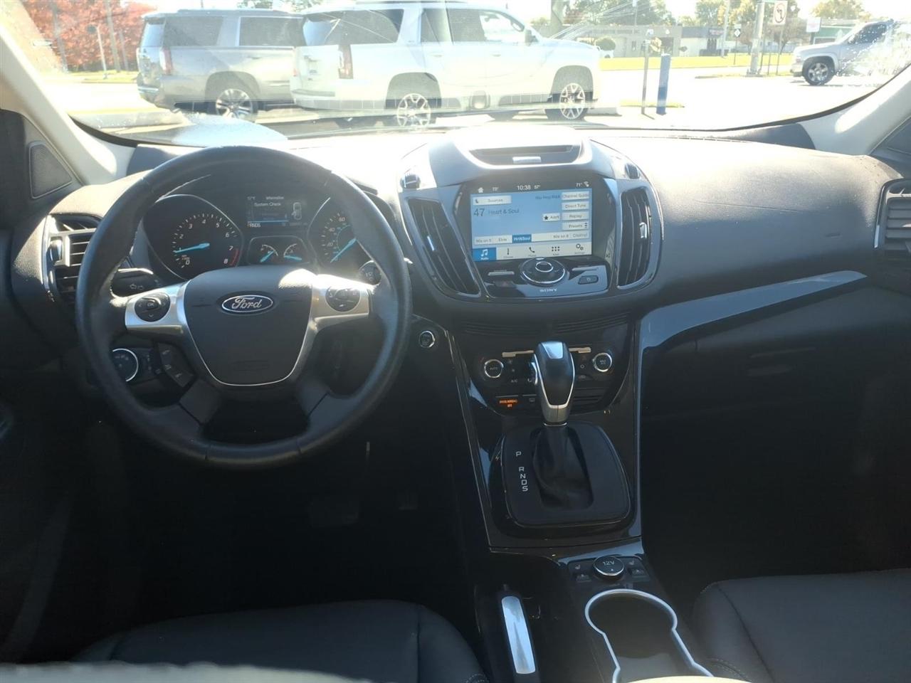 Ford Escape 4WD 4dr Titanium 2016